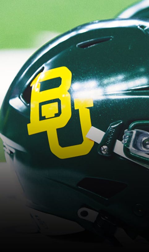 Baylor defensive lineman Alex Foster, 18, dies following multiple gunshot wounds