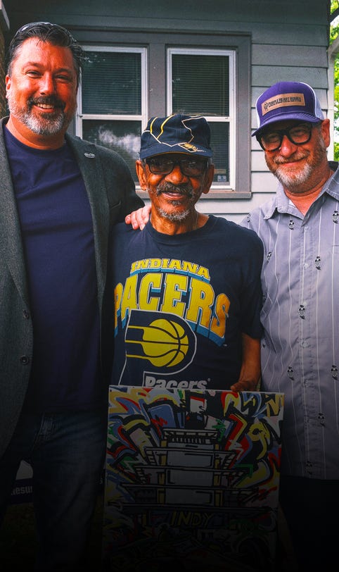 FOX Sports, Purple Heart Homes help repair homes of 4 vets during Indy 500 week