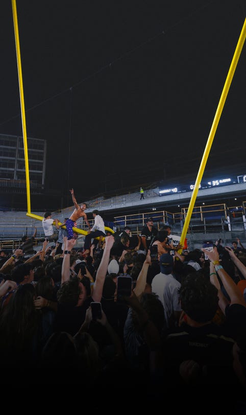SEC will fine schools $500,000 for each field rushing or court storming incident