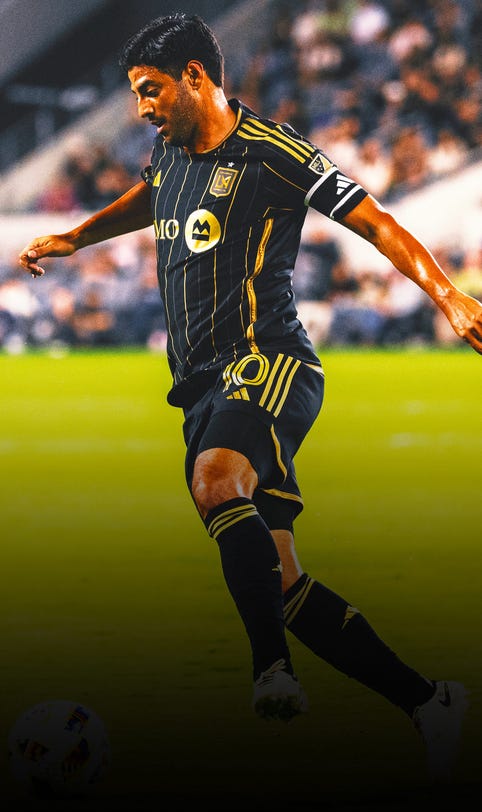 LAFC great Carlos Vela retires, played two World Cup tournaments with Mexico