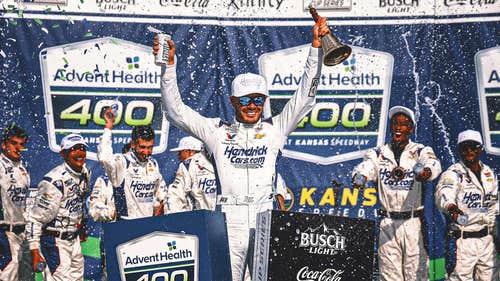NASCAR Trending Image: No sweat: Kyle Larson dominates Kansas as he pivots to Indy 500 ride
