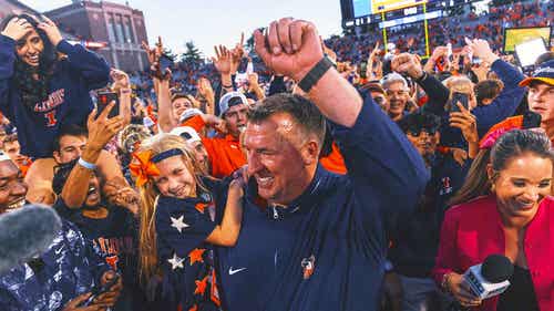 CALCIO UNIVERSITARIO Immagine di tendenza: l'Illinois premia gli allenatori Bret Bielema e Brad Underwood con estensioni di 6 anni