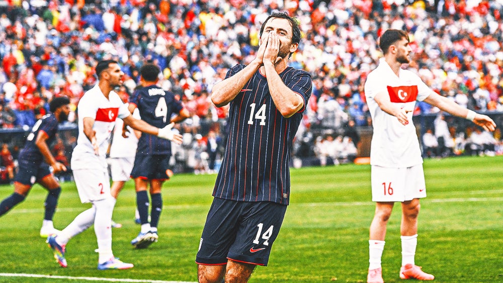 USMNT lose third straight as Turkey makes them pay for sloppy defense