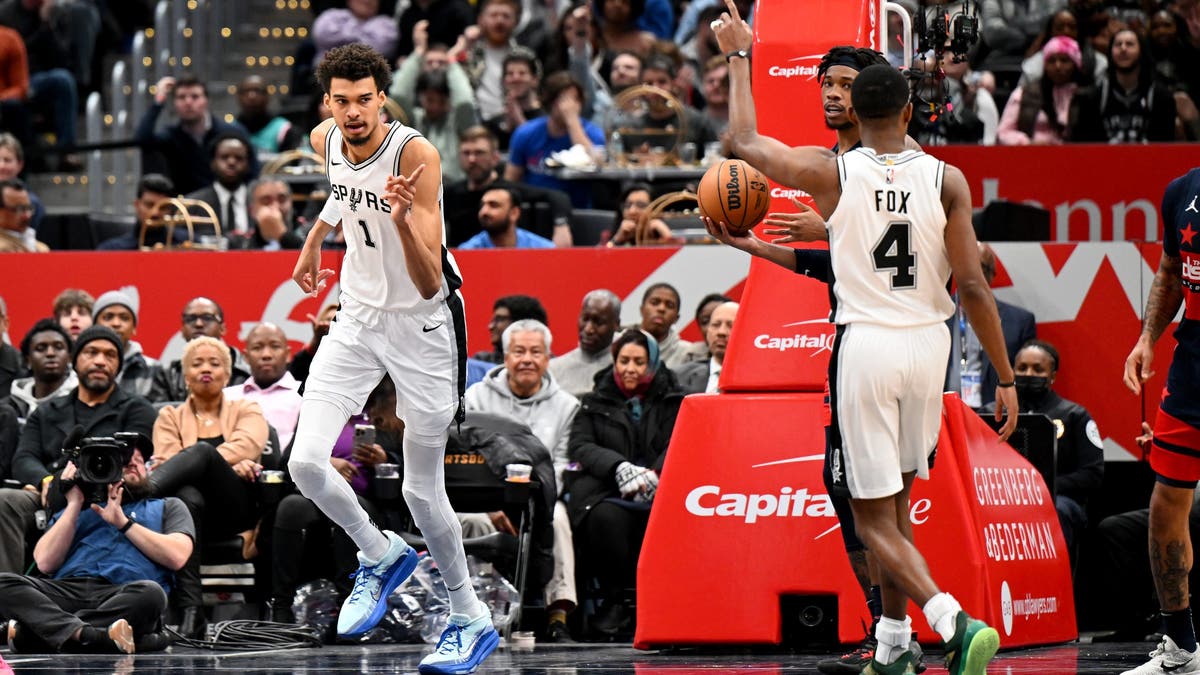 The Spurs acquired De'Aaron Fox from the Kings in February. (Photo by G Fiume/Getty Images)