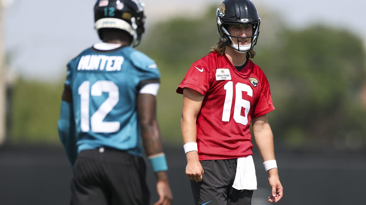 The Jaguars traded up to draft 2024 Heisman Trophy winner Travis Hunter. (Photo by Logan Bowles/Getty Images)