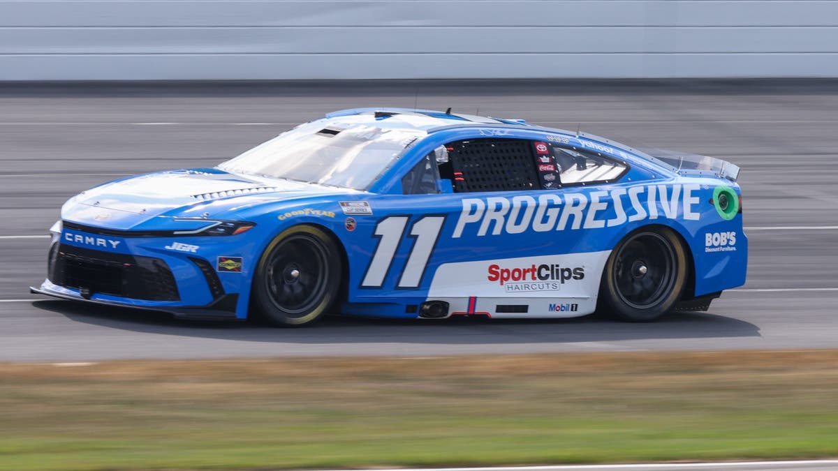 Denny Hamlin drives during the NASCAR Cup Series The Great American Getaway 400?