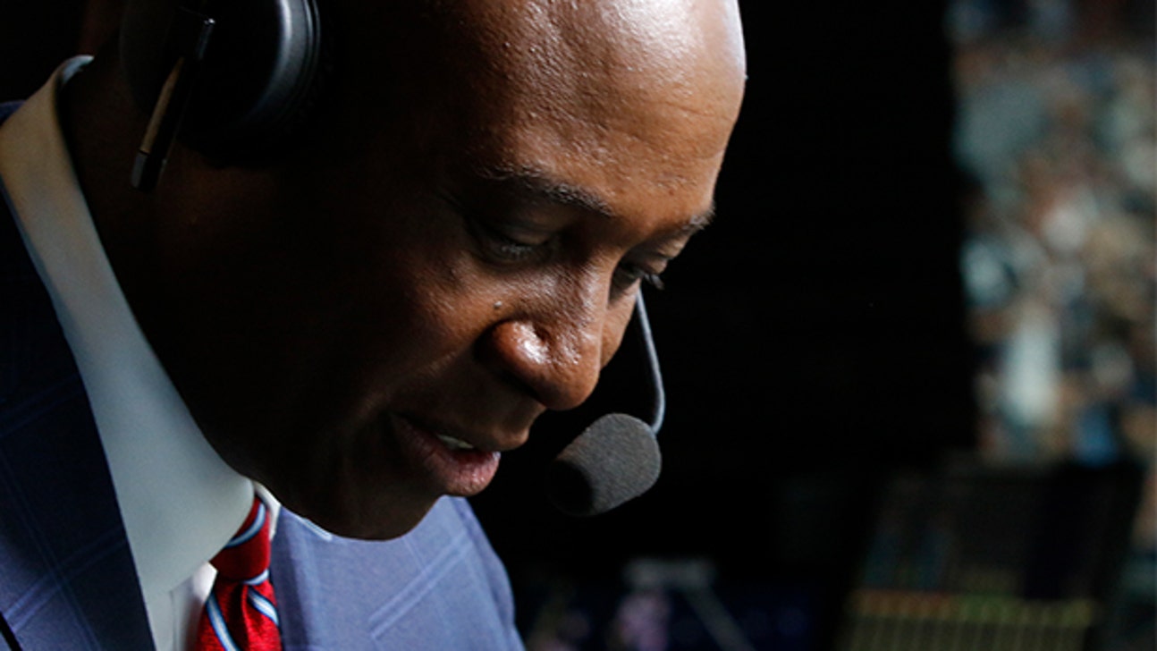 Charles Davis - A Career Comes Full Circle with Sunday's Cowboys Lions Game