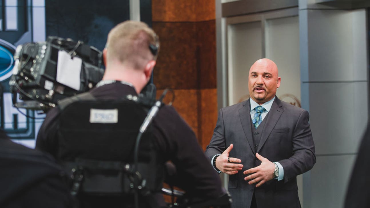 FOX Sports’ Jay Glazer Reports on Tom Brady's Stolen Super Bowl LI Jersey