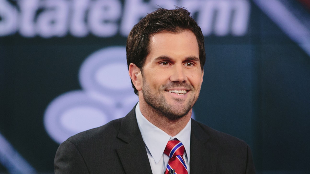 FOX Sports College Football Analysts Make Playoff Predictions, Preview 2016 Season