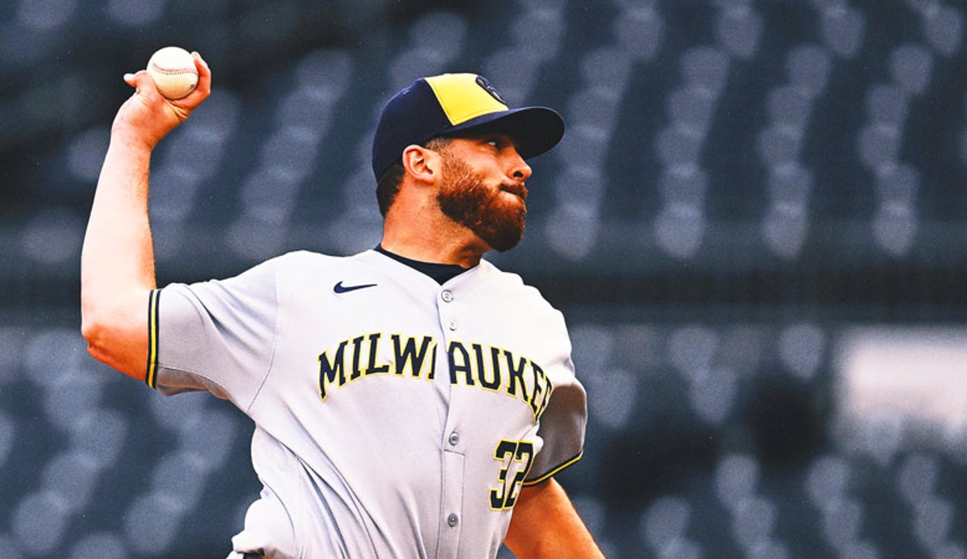 Brewers trade RHP Aaron Civale to the White Sox for 1B Andrew Vaughn