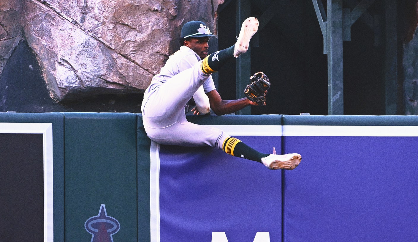 Last Night in Baseball: Denzel Clarke made an all-time catch to rob a homer