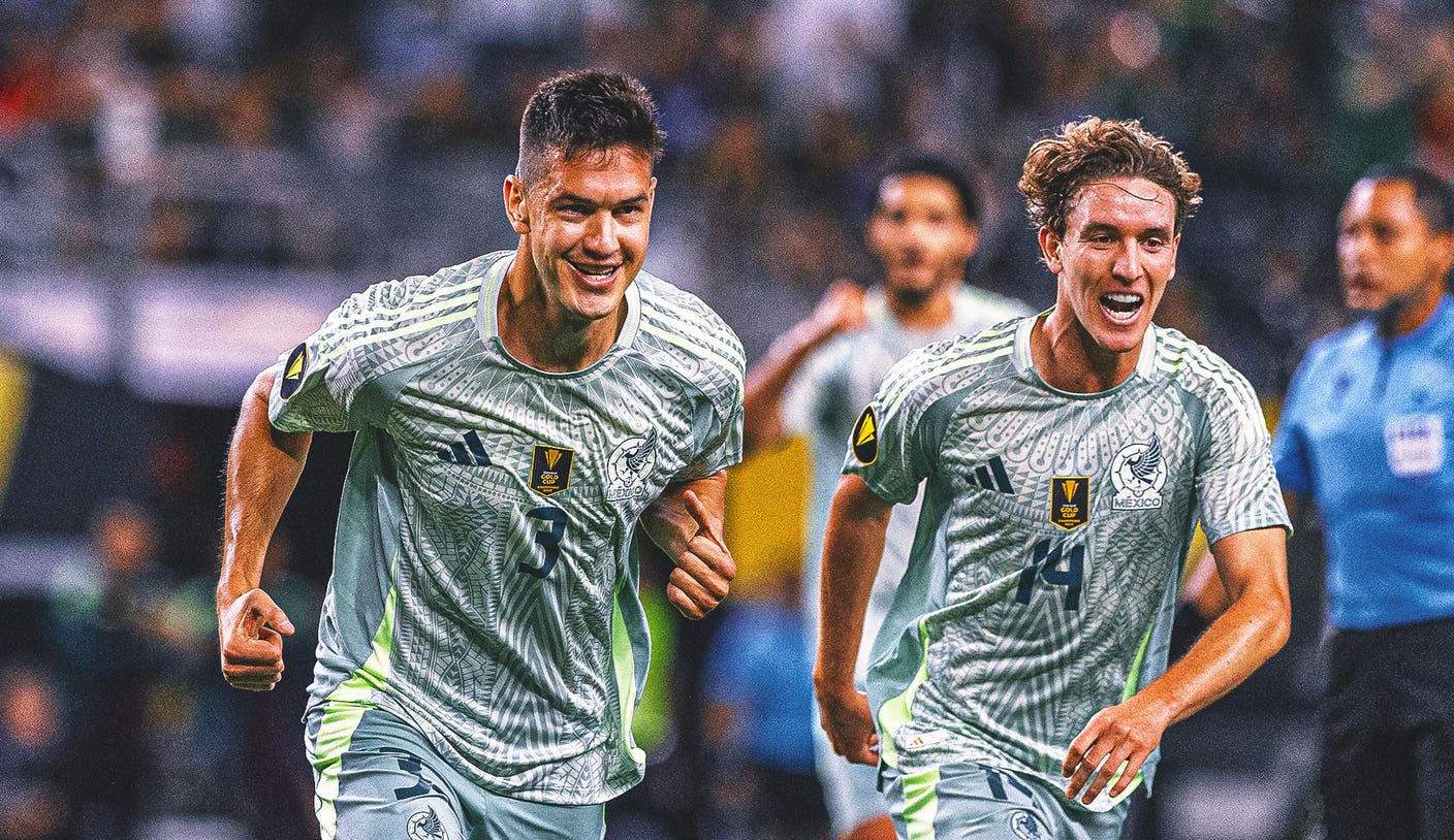 Mexico Defeats Costa Rica 2-1 to Win Group A in Gold Cup