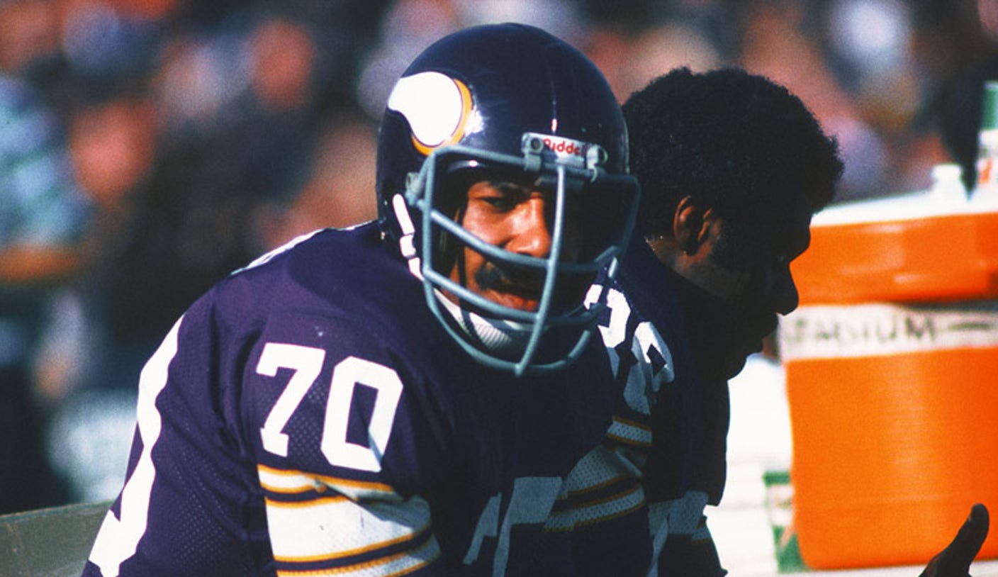 Vikings' Purple People Eater Jim Marshall, the 'all-time iron man,' dies at 87