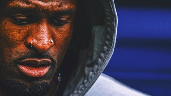 2025 NFL odds: How will Aaron Rodgers, DK Metcalf mesh in Pittsburgh?