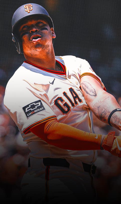 Rafael Devers Homers Against His Former Team to Key 3-2 Win for Giants