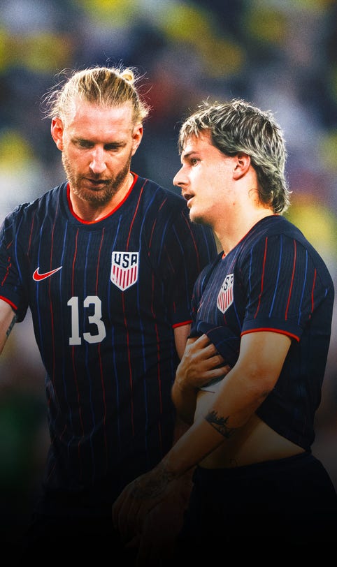 U.S. players stress 'communication' at Gold Cup: 'This is our group right now'