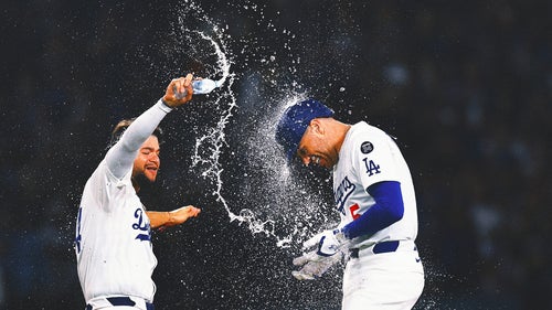 MLB Trending Image: Last Night in Baseball: Freddie Freeman made this Dodgers comeback stick