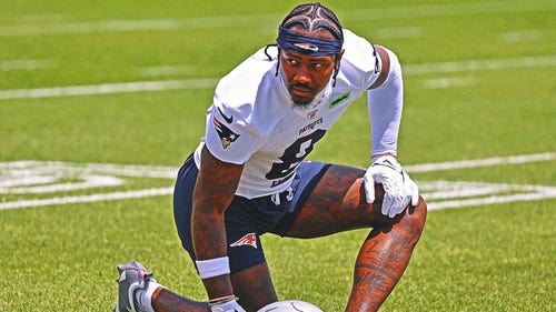 NFL Trending Image: Patriots reportedly don't intend to cut Stefon Diggs amid video controversy