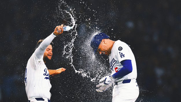 Last Night in Baseball: Freddie Freeman made this Dodgers comeback stick