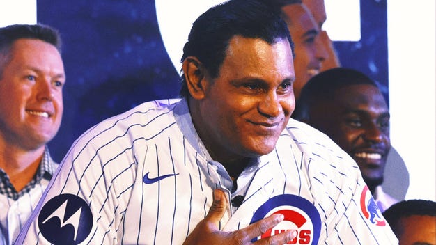 Cubs Legend Sammy Sosa Welcomed Back to Wrigley After 20-Plus-Year Hiatus