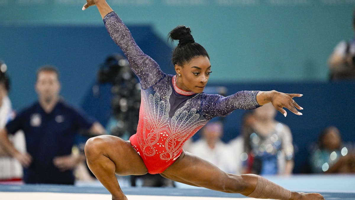 Simone Biles of Team United States competes in the Women's Floor Exercise Final on day 10 of the 2024 Paris Olympic Games. (Photo by André Ricardo/Eurasia Sport Images/Getty Images)