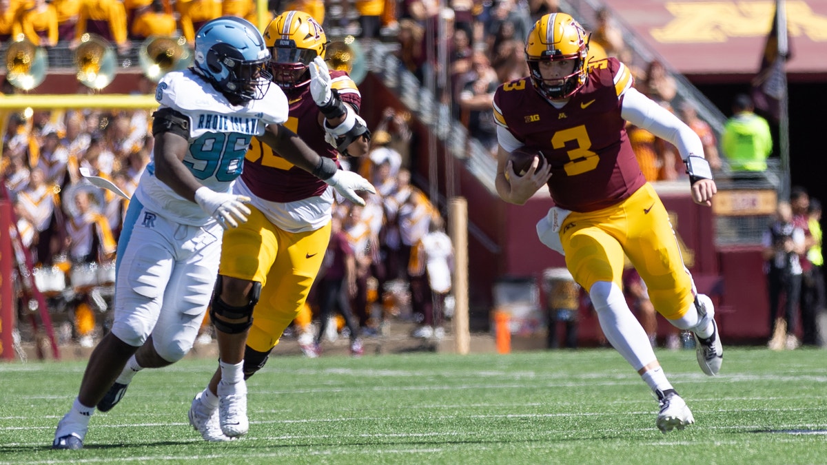 Minnesota QB Drake Lindsey (3) runs with the ball during a game between the Rhode Island Rams and the Minnesota Golden Gophers. (Photo by Bailey Hillesheim/Icon Sportswire via Getty Images)