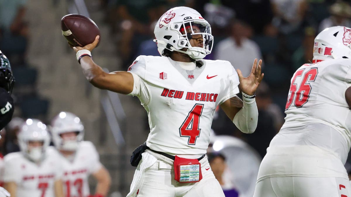 New Mexico transfer Devon Dampier will take over as starting QB for the Utes this upcoming season.