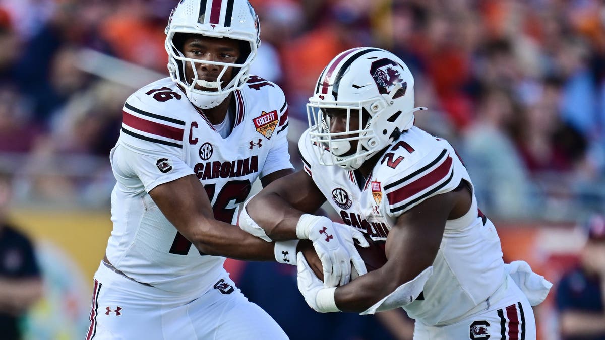 Can LaNorris Sellers and Oscar Adaway help the Gamecocks live up to expectations in 2025?