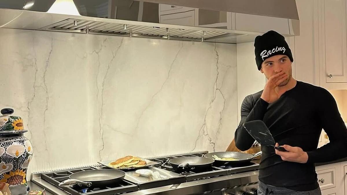 Pato O'Ward showing off his skills in the kitchen. (via O'Ward's Instagram)