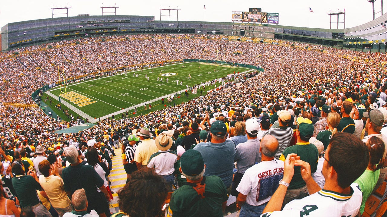What Are The 10 Most Iconic NFL Stadiums? | FOX Sports, image size:1280x720