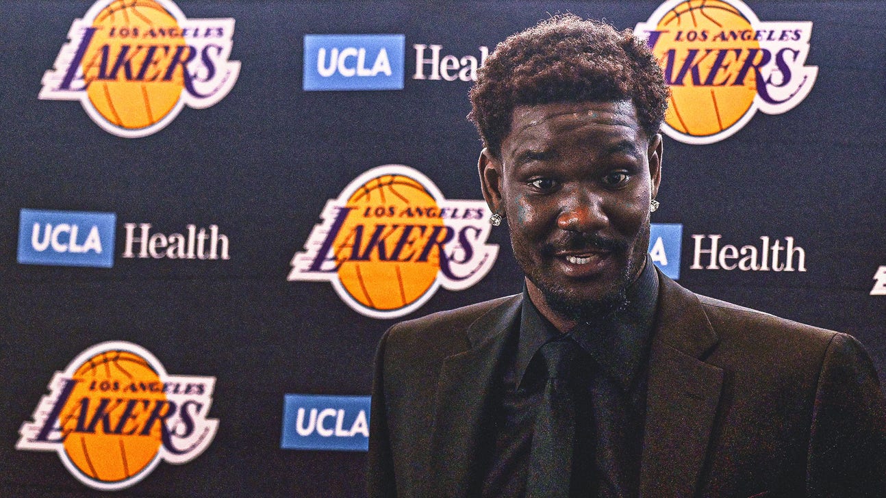Deandre Ayton On Criticism After Joining The Lakers: 'It Fuels Me'