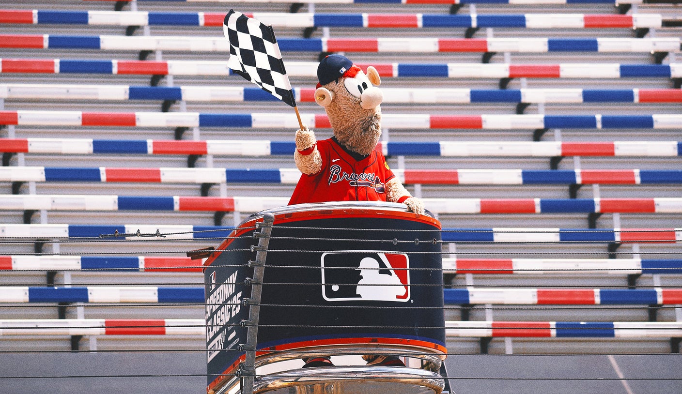 MLB Unveils NASCAR-inspired Braves, Reds Uniforms for