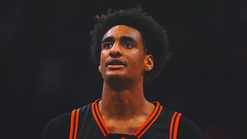 USC's Alijah Arenas Out 6-to-8 Months Due to Knee Surgery