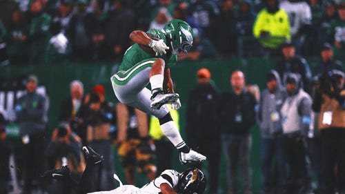 NFL Trending Image: Which 10 Players Have The Best Odds to Win 2025 Offensive Player of the Year?