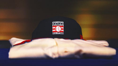 MLB Trending Image: All 30 MLB Teams Wearing 'Retro Caps' During Hall of Fame Weekend