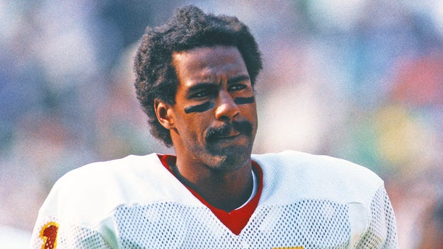 Commanders Retiring Hall of Fame Receiver Art Monk's No. 81