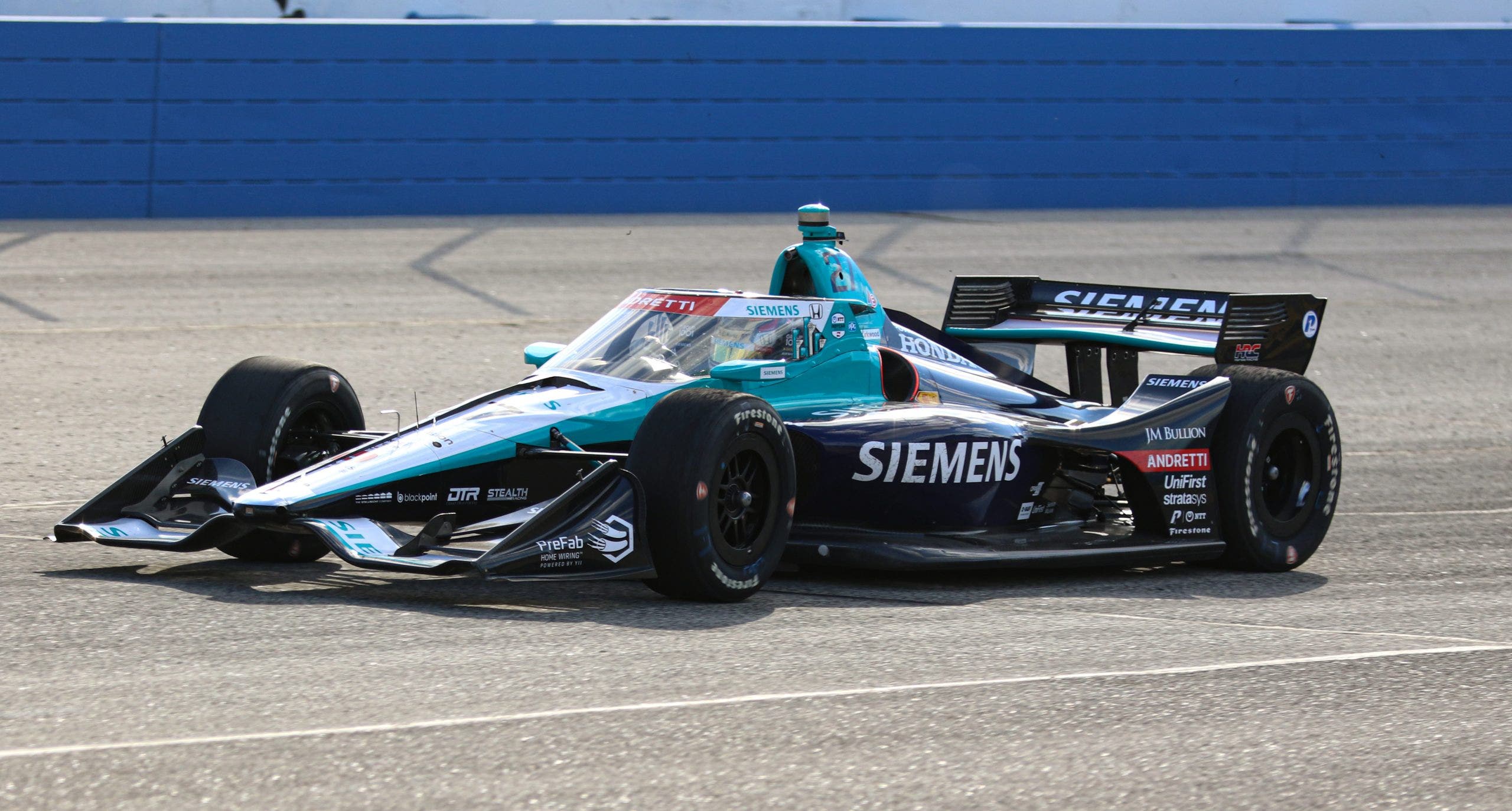 Kirkwood runs several laps in his No. 27 Dallara-Honda in the first practice session. (Photo by Ed McGregor/FOX Sports)