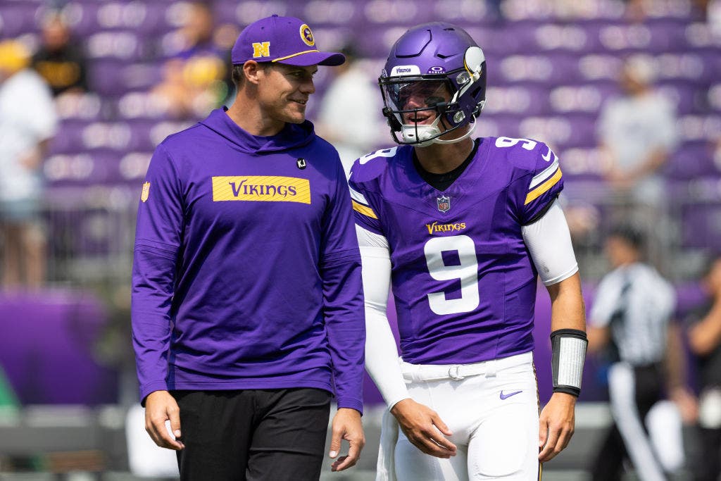After resuscitating the career of Sam Darnold last season, Vikings coach Kevin O'Connell (left) has a new pupil in quarterback J.J. McCarthy (right). (Photo by Bailey Hillesheim/Icon Sportswire via Getty Images)