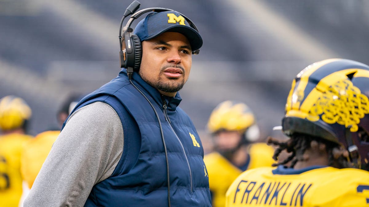 Grant Newsome during the third quarter of the Michigan football spring game. (Photo by Jaime Crawford/Getty Images)