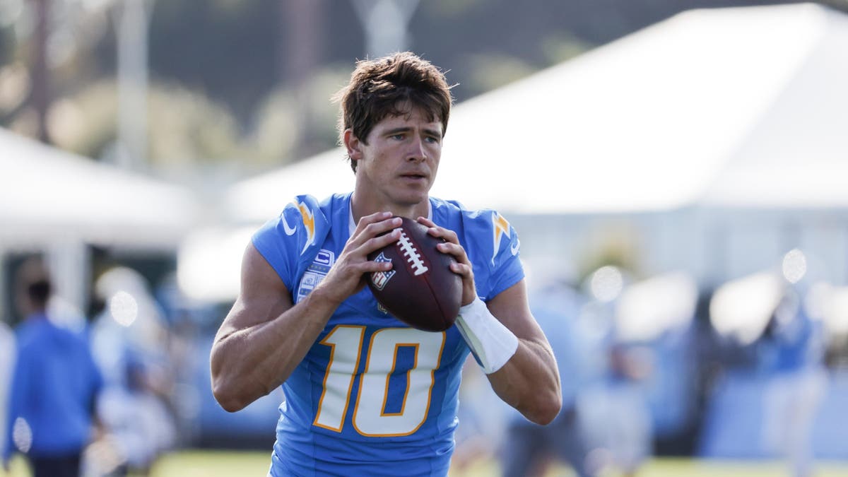 Justin Herbert is looking to help the Chargers get to the playoffs for a second straight year. (Photo by Jevone Moore/Icon Sportswire via Getty Images)
