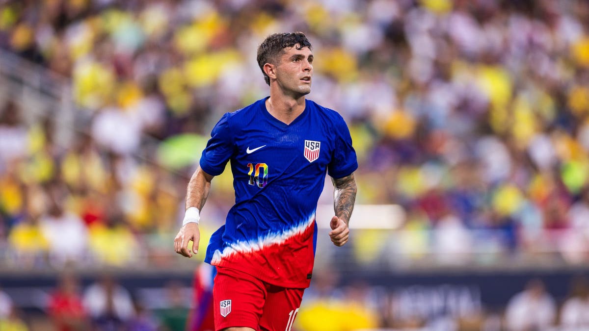 In less than a year, Christian Pulisic and USMNT will be at center stage of the world's biggest sporting event. (Photo by Mark Thorstenson/ISI Photos/USSF/Getty Images for USSF)