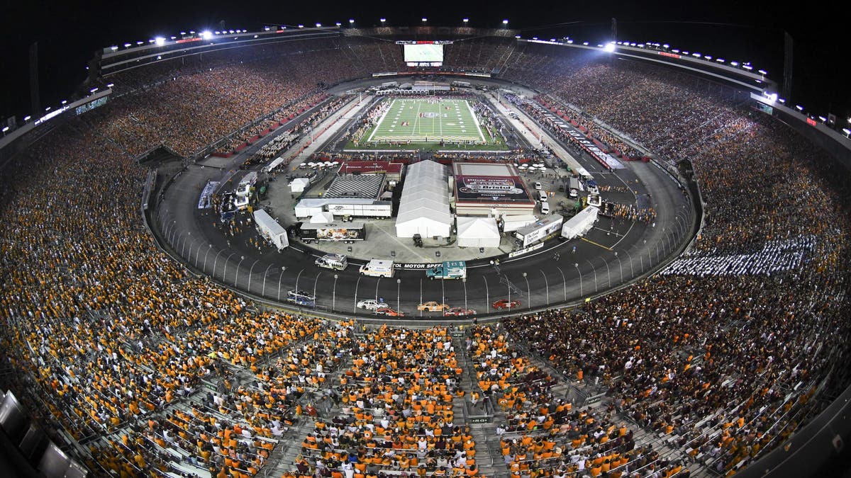 Bristol Motor Speedway witnessed the largest college football crowd ever in 2016's game between the Vols and the Hokies. (Photo by Michael Shroyer/Getty Images)