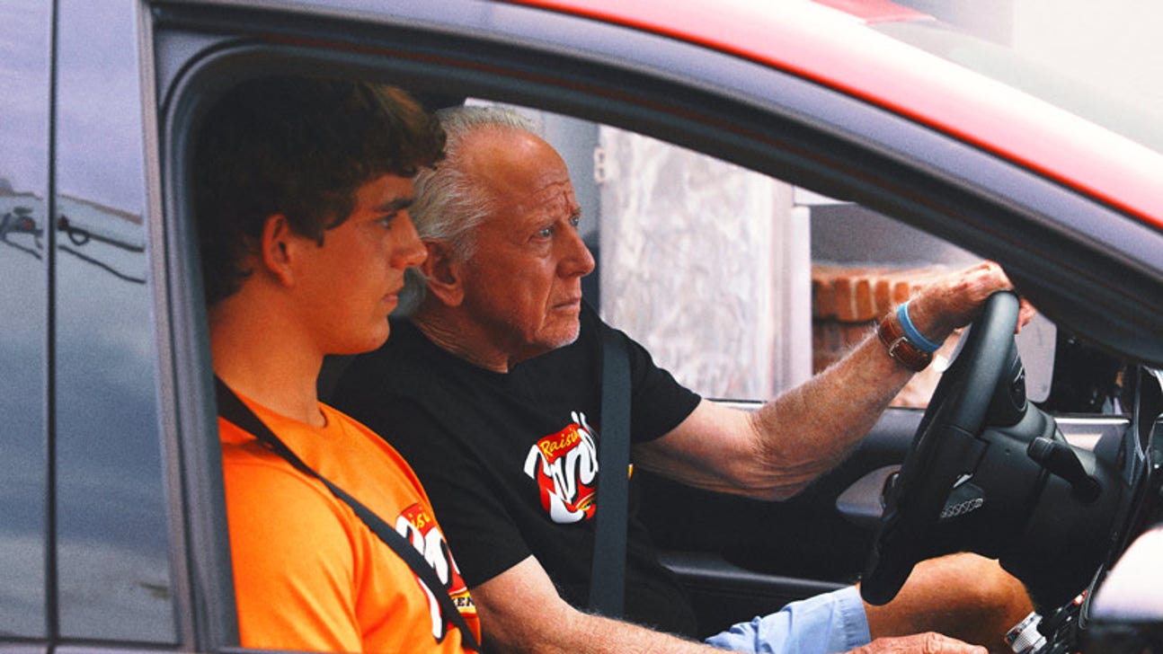 Arch Manning No. 1 Pick in 2026 NFL Draft? 'He'll be at Texas,' says Archie