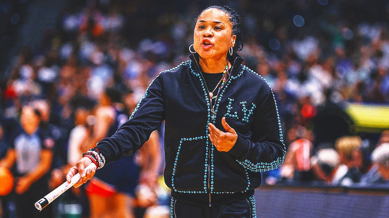 Dawn Staley Says She Would Have Left South Carolina for Knicks' Head Coaching Job