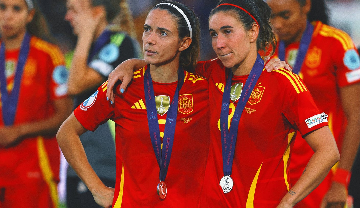 ABD'li kadın takımı, FIFA'nın son sıralamasında İspanya tarafından 1 numaralı noktayı devirdi