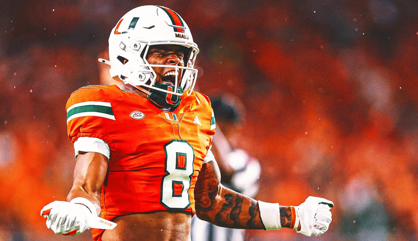 No. 10 Miami (Fla.) Digs in Late, Tops No. 6 Notre Dame in 27-24 Thriller