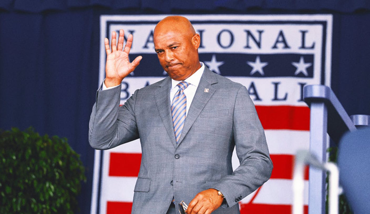 Mariano Rivera Tears Achilles in Yankees' Old-Timers' Day Game, Needs Surgery