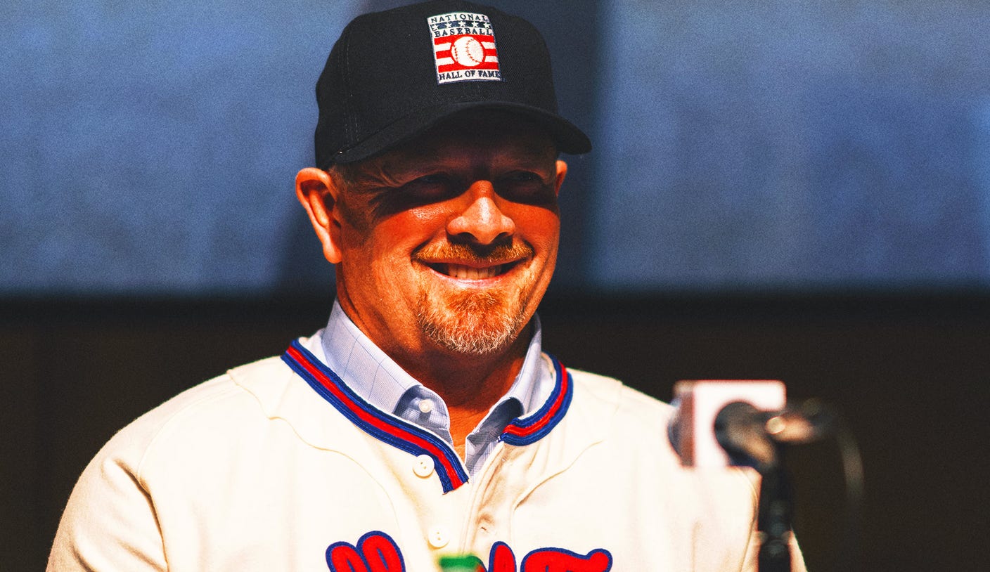 ‘Completely satisfied Chaos’: Astros Retire Corridor of Fame Reliever Billy Wagner’s No. 13
