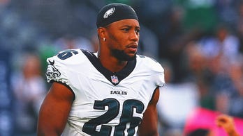 2025 Best NFL Running Backs: Saquon Barkley, Derrick Henry Lead Top 10 Rankings