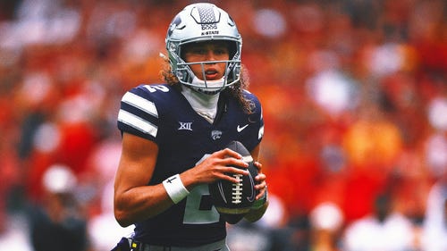 COLLEGE FOOTBALL Trendbild: Die Familie des Kansas State Quarterbacks Avery Johnson entschuldigt sich für den Streit nach der Niederlage gegen Iowa State